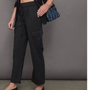 Carbon38 black Cargo Pants straight leg pockets s small